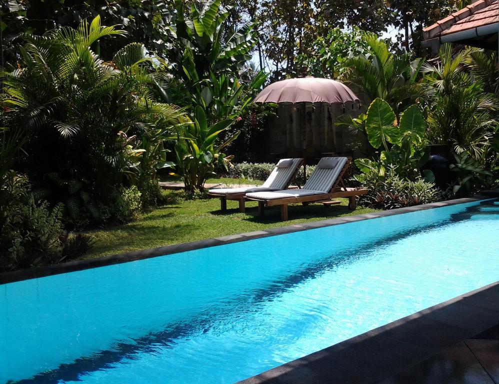 Villa Jati - Private Poolside Villa Central Lovina Стая снимка