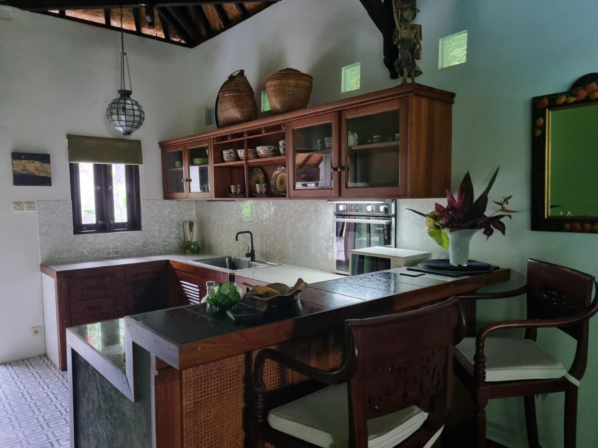 Villa Jati - Private Poolside Villa Central Lovina Екстериор снимка