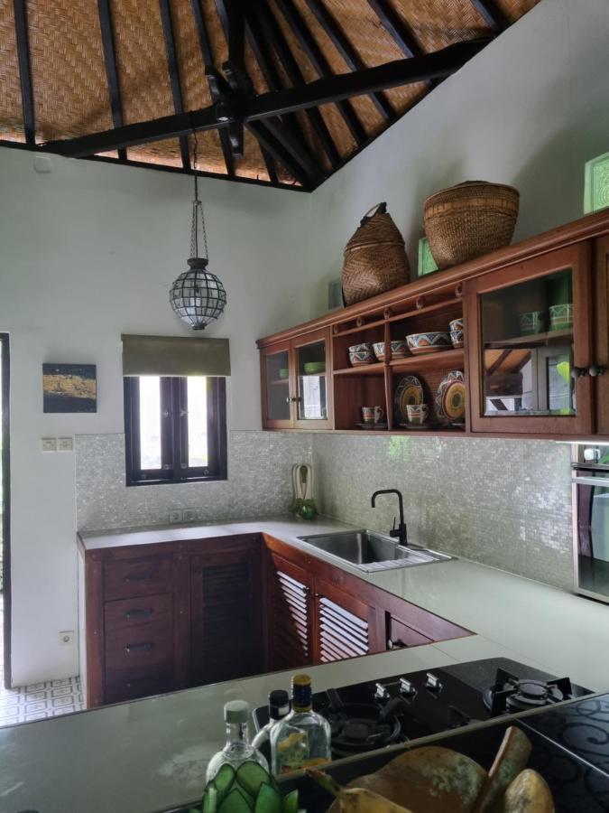 Villa Jati - Private Poolside Villa Central Lovina Екстериор снимка