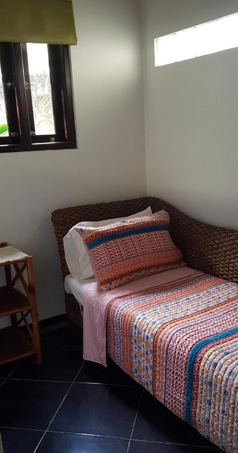 Villa Jati - Private Poolside Villa Central Lovina Екстериор снимка