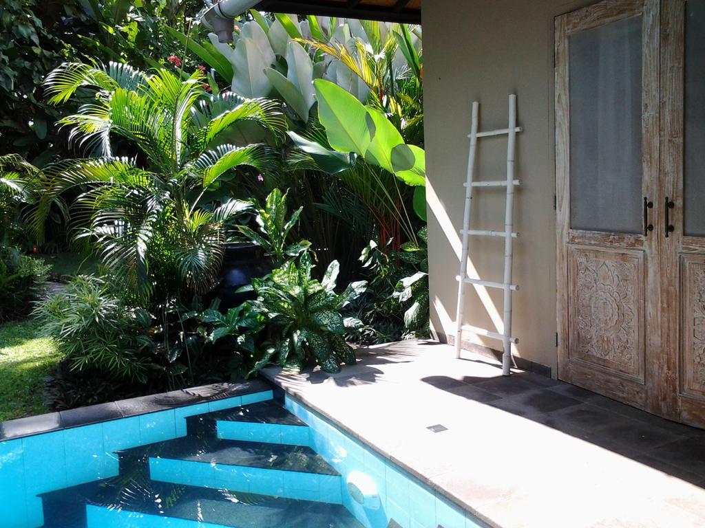 Villa Jati - Private Poolside Villa Central Lovina Екстериор снимка